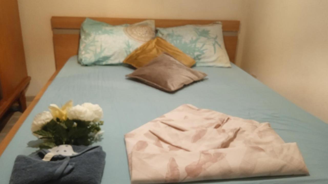 Chambre D'Hote Au Centre Ville Arles Ngoại thất bức ảnh